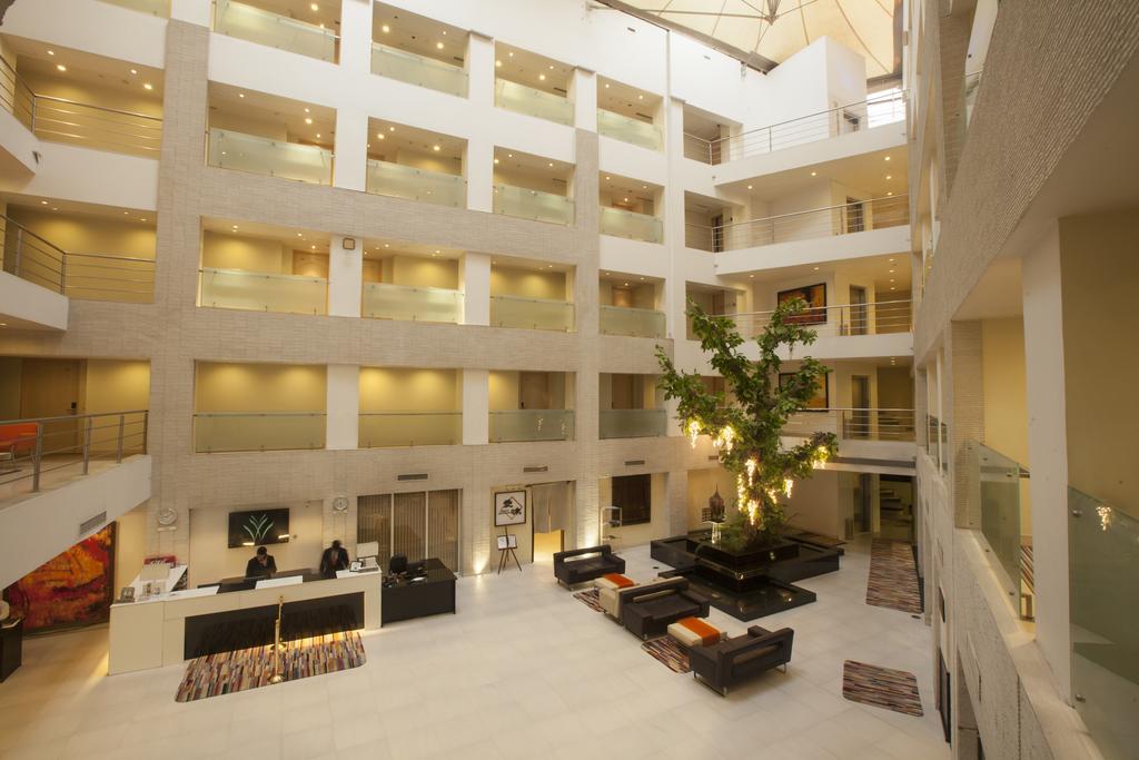 Avalon Courtyard Residence Suites Nova Deli Exterior foto